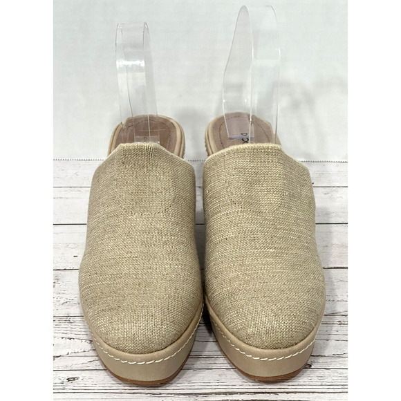 Donald Pilner Shoes - Donald J. Pilner Clogs Beige Tan Mules Wedge Shoes Size 7M